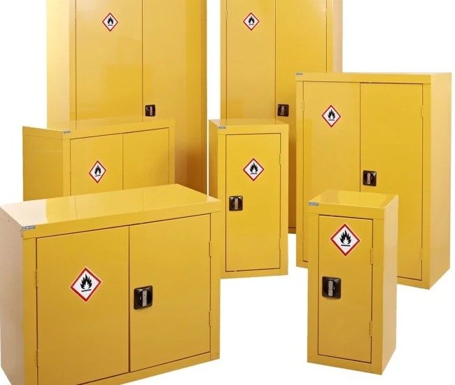 Coshh Cabinets & Storage