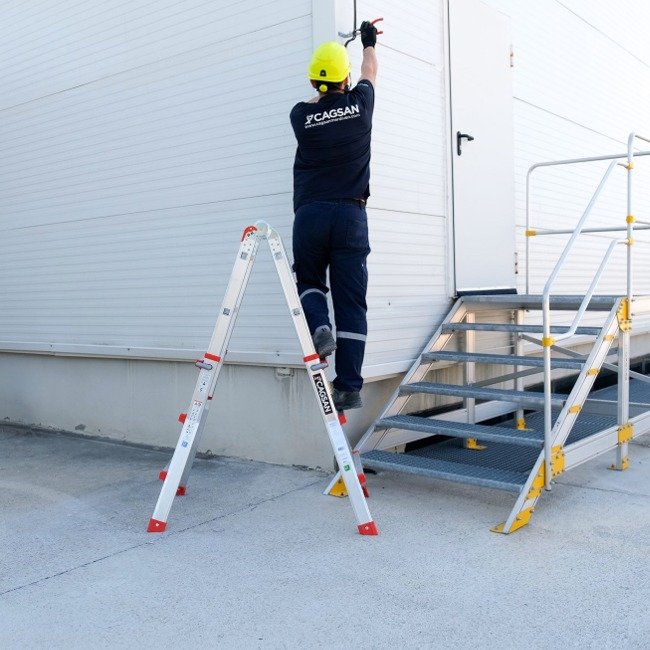 Climb-It Multi Purpose Telescopic Ladders - Image 15