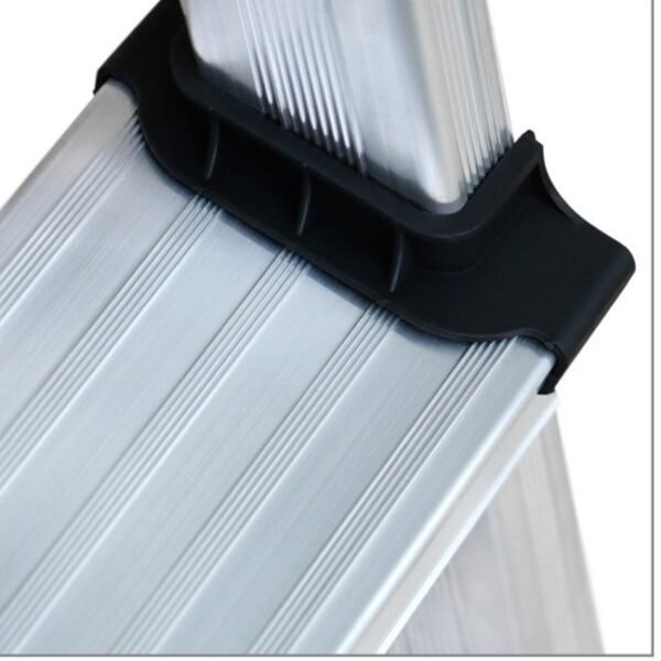 Climb-It Professional Stepladders with Carry Handle - Image 12
