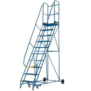 Climb-it warehouse essentials safety step 10 tread