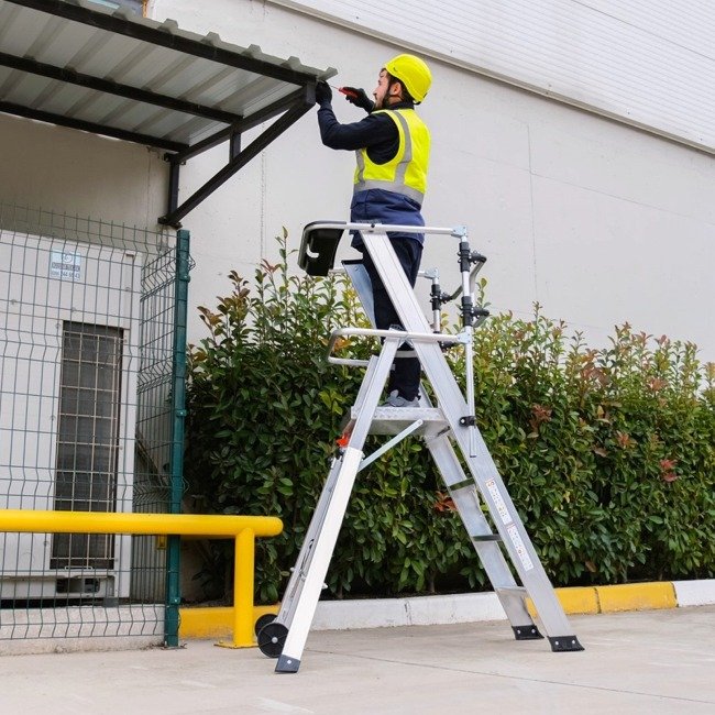 Climb-It Folding Platform Ladder with Safety Gates - Image 2