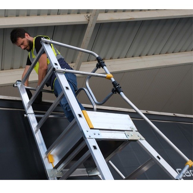 Climb-It Mobile Steps with Safety Gate - Image 10