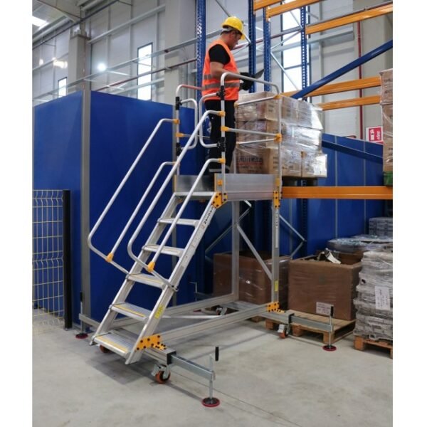 Climb-It Large Platform Steps with Adjustable Stabilisers - Image 2