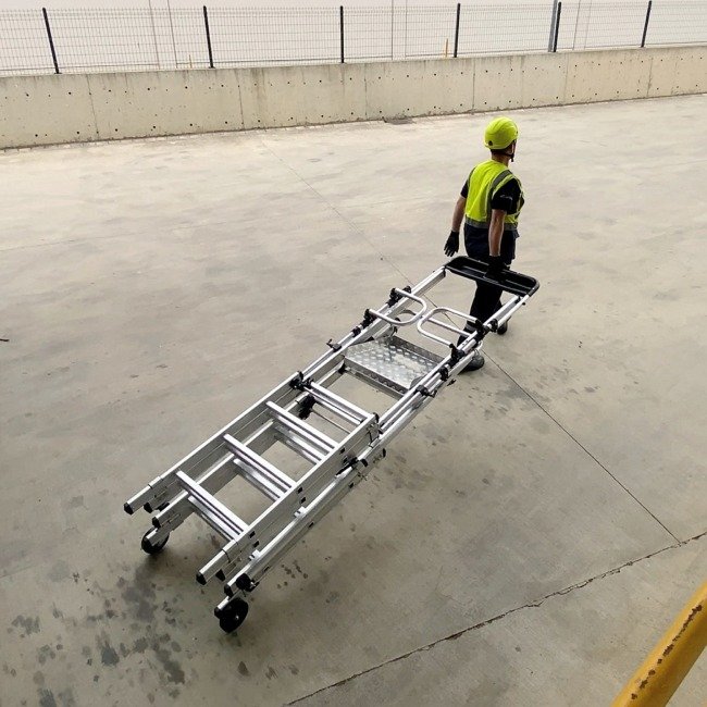 Climb-It Telescopic Platform Ladder with Safety Gates - Image 10