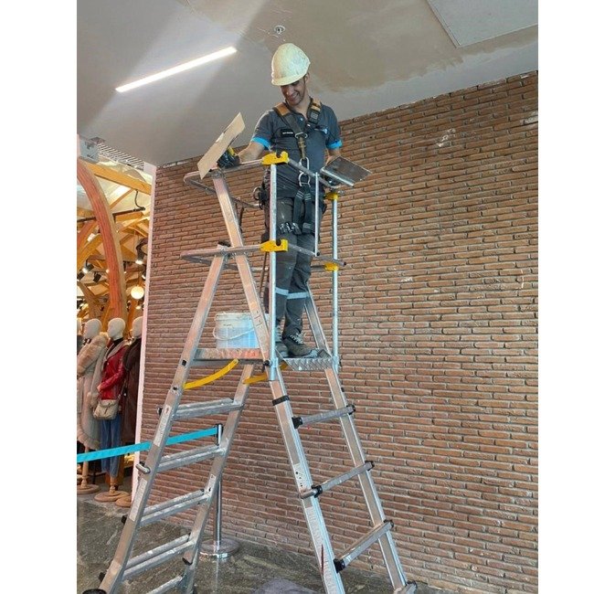 Climb-It Telescopic Platform Ladder - Image 10