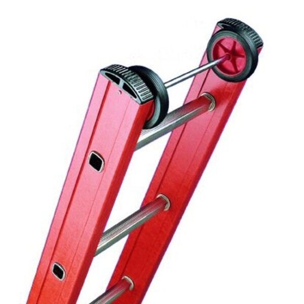 GPC Fibreglass Combination Ladder - Image 4