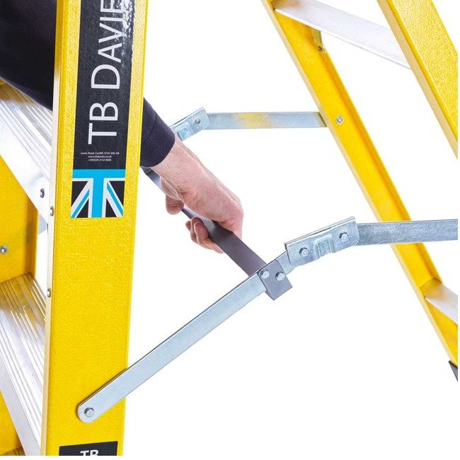 TB Davies INSUL8-S Fibreglass Professional Swingback Step - Image 12
