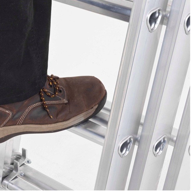 TASKMASTER Professional Double Ladder - Image 6